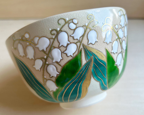 究極の美◼️蔵から複雑に隆起したかなり雰囲気の良い抹茶茶碗