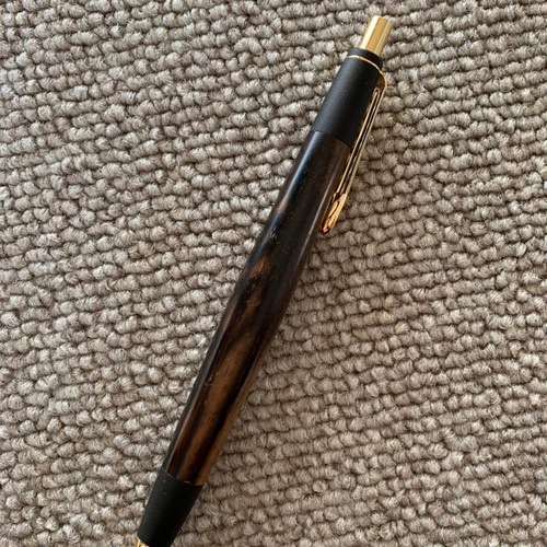 黒柿孔雀杢 ボールペンorシャープペンシル 木軸 ペン・筆記用具