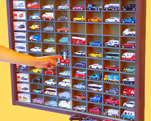 ミニカー収納ケース 80台 ディスプレイ アクリル障子付 マホガニ色全