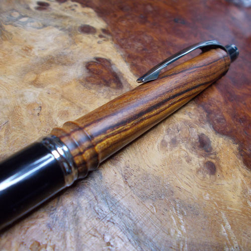 超希少古代埋もれ木！デザートアイアンウッドのボールペン！ パーカー