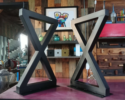 マットでアイアンな極太＆フラット鉄脚♪ 100×600×700 □型 2脚ver