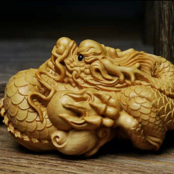 匿名発送 飾り 龍根付 細密黄楊木彫 一刀彫 リアル繊細彫刻（龍/竜/辰