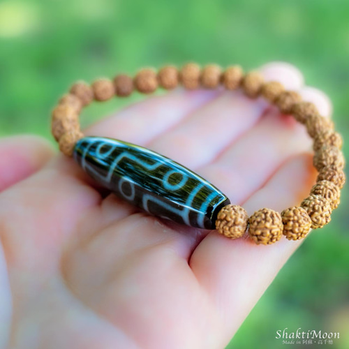 九眼天珠 最強の天珠 潜在能力 利益 能力 権力 瞑想 修行 願望実現至純