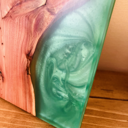 レジンボード カッティングボード 貝塚伊吹 ウッドレジン エポキシ