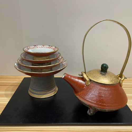 赤絵 屠蘇器セット お盆付き 1点もの sake bottle＆cup set おちょこ