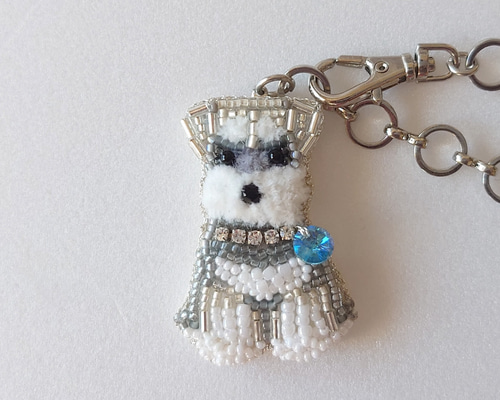 おひげがチャーミングなミニチュアシュナウザー(ブルー)｜ビーズ刺繍