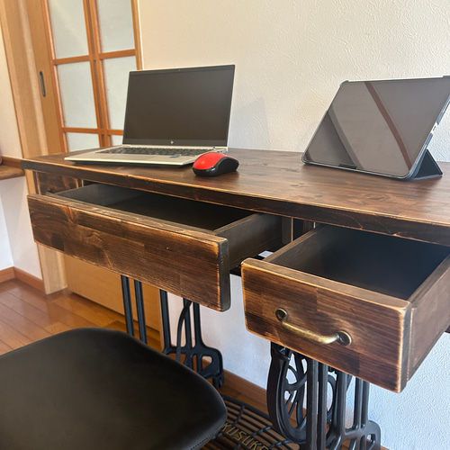 一品物 アンティークで男前なミシンテーブル デスク ミシン台