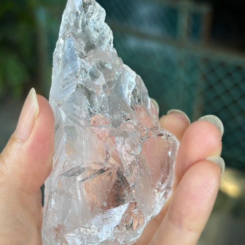 虹入り！ヒマラヤ水晶原石☆インド産☆瀧川神社にて浄化☆98mm！199g