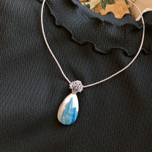 惑星』濃厚ディープカラーアクアマリンとブラックアクアマリンの