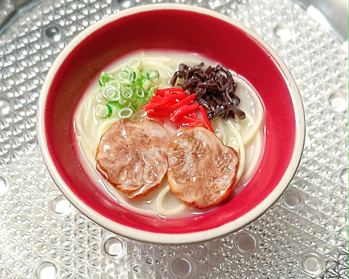 食品サンプル】かわいいミニラーメン 昭和レトロ 醤油味風 直径17.5cm