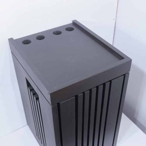 あきさま専用オーダー水槽台でございます。 あきさま専用オーダー水槽