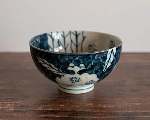 古染 柘榴文 彫茶碗（大）【陶祥窯・有田焼】 茶碗・めし碗 陶祥窯