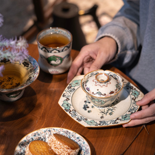 詩瓷集 手作り磁器 中国唐風茶器セット 青花・古彩 敦煌三生兎文蓋碗