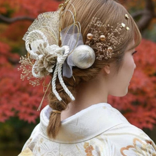 白/ゴールド♥成人式用髪飾り♥卒業式髪飾りドライフラワーヘア飾り