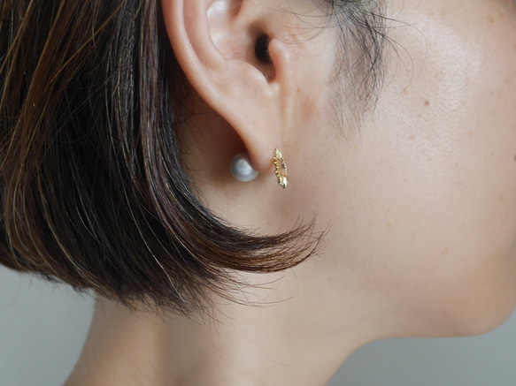 18K 】アコヤパールキャッチ 8mm 本真珠 丸じゃない 変形 一粒ピアスに