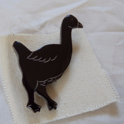 Sally Scott 黒鳥 水牛の角 ブローチ Sally Scott 黒鳥 水牛の角