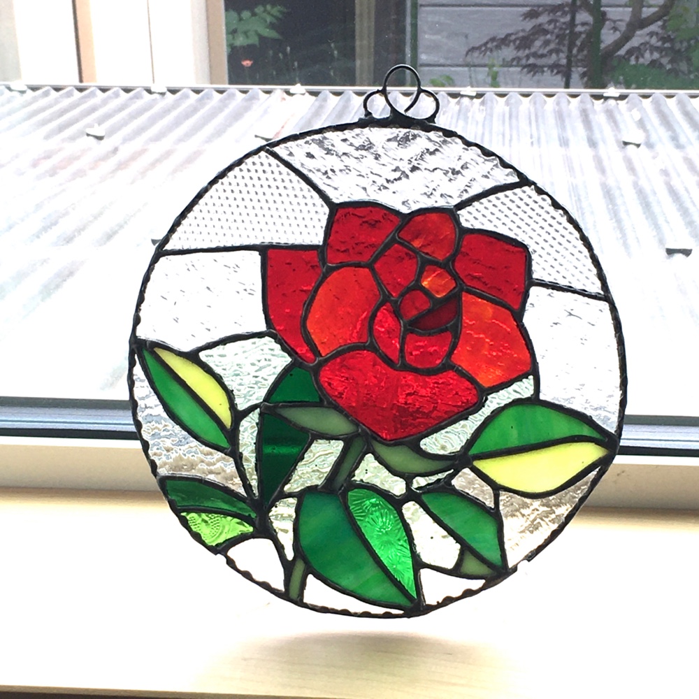 ステンドグラスアンティーク調ローズのサンキャッチャーパネル