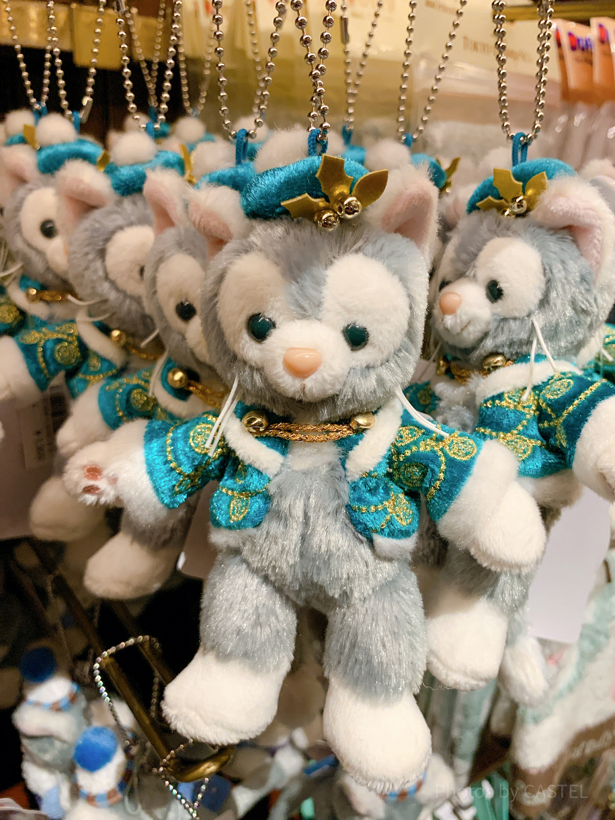 ディズニーシー ジェラトーニ ぬいぐるみバッジ ウィンターホリデー