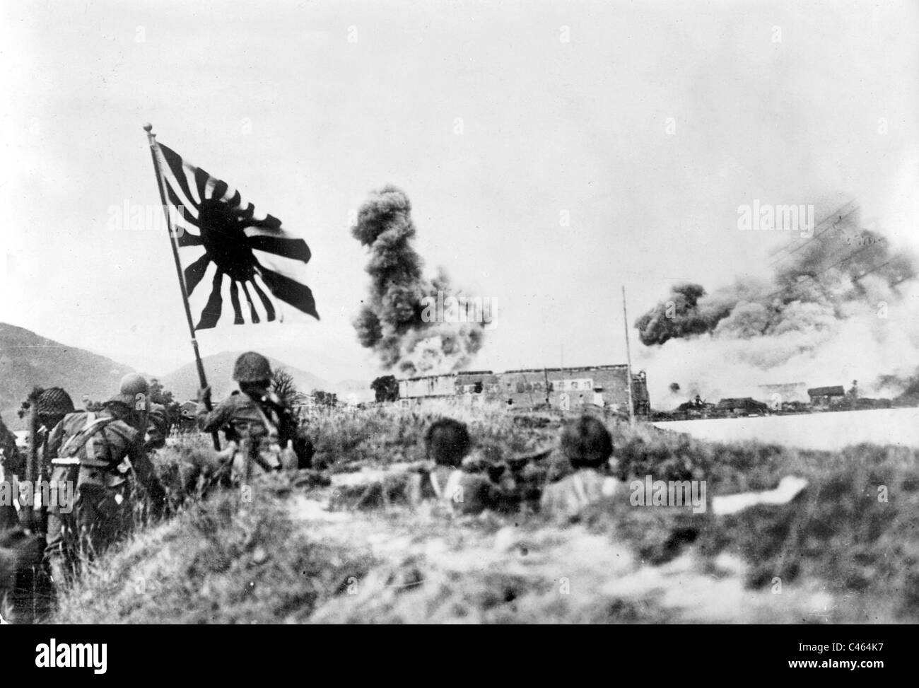 3052 軍人 軍服 戦時白黒写真 昭和レトロ② 3052 軍人 軍服 戦時白黒