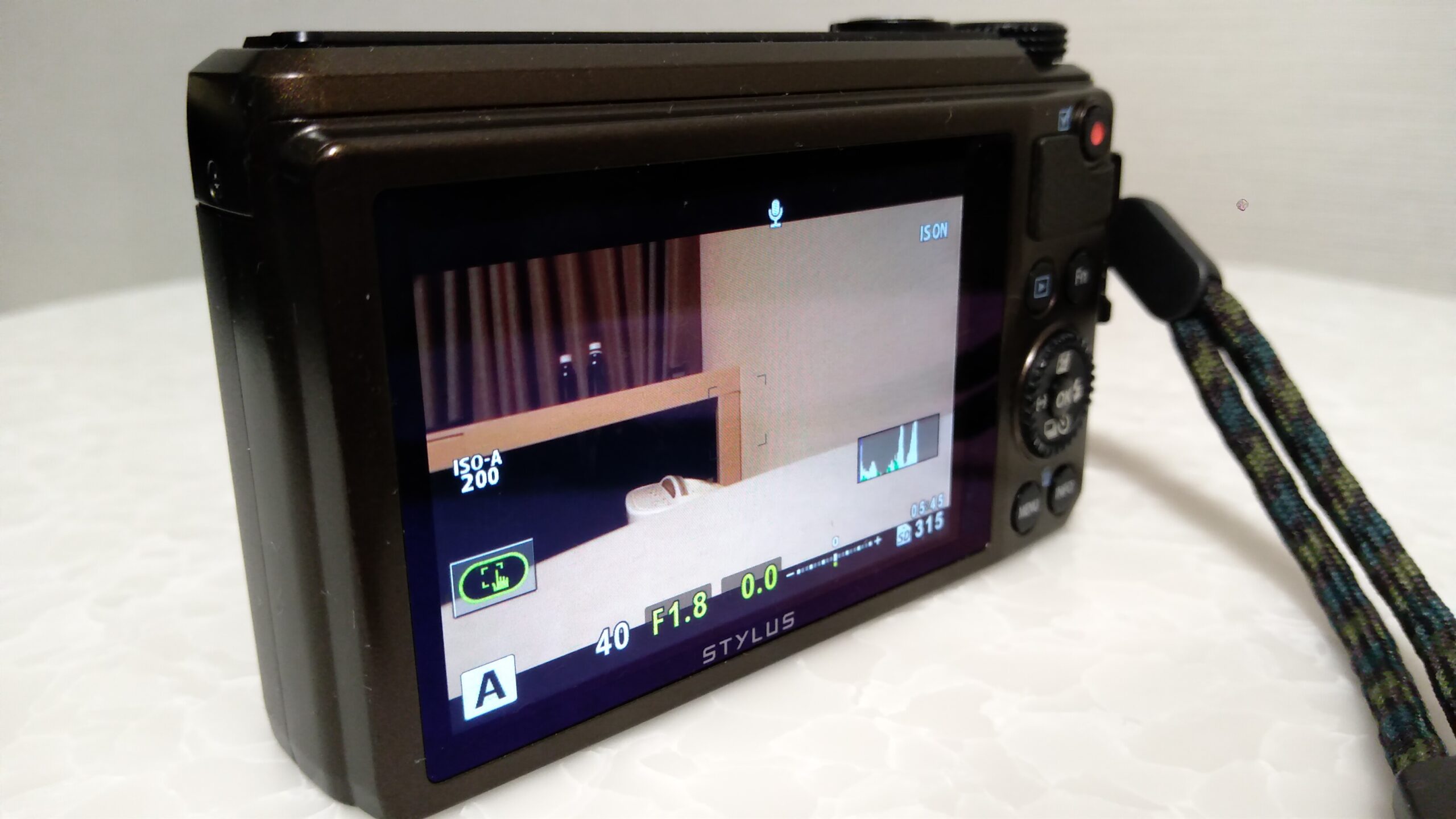 名機と呼ばれたOLYMPUS XZ-10の出来過ぎ加減 | カメラDoki