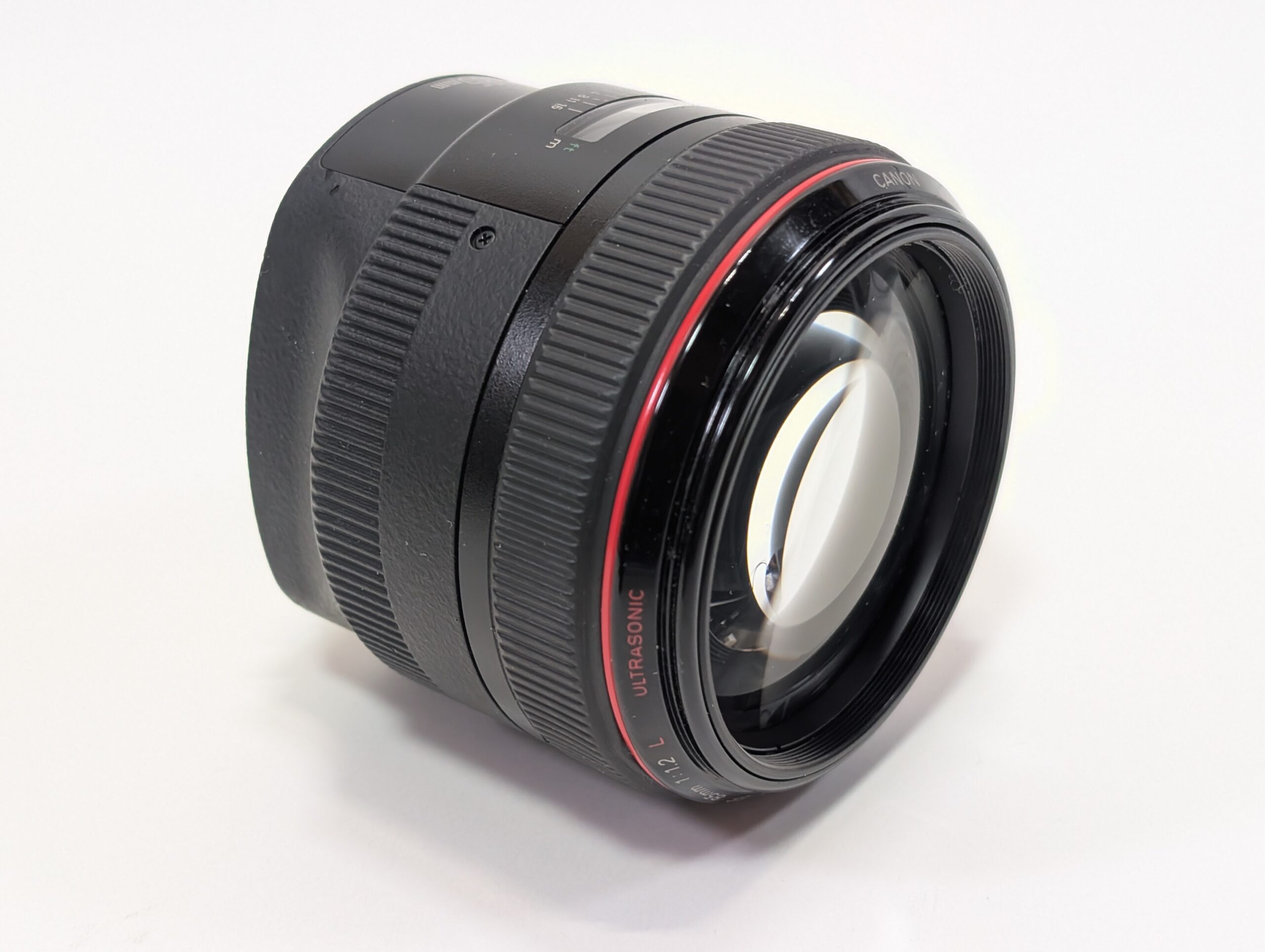 EOS EF85mm F1.2L USM 写真に奥行きと空気を加える中望遠レンズの実力