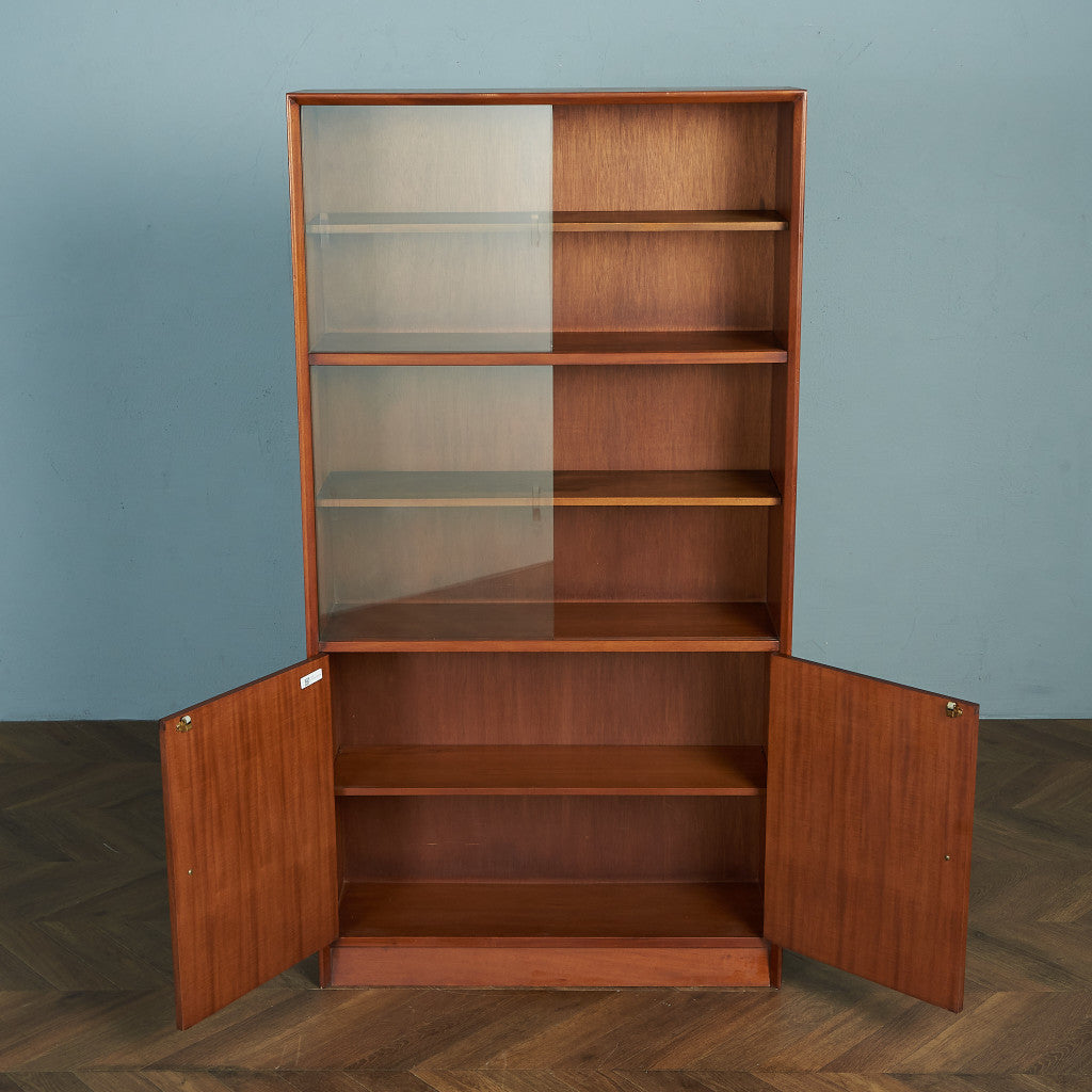 送料込】Herbert E.Gibbs チーク材 ヴィンテージキャビネット