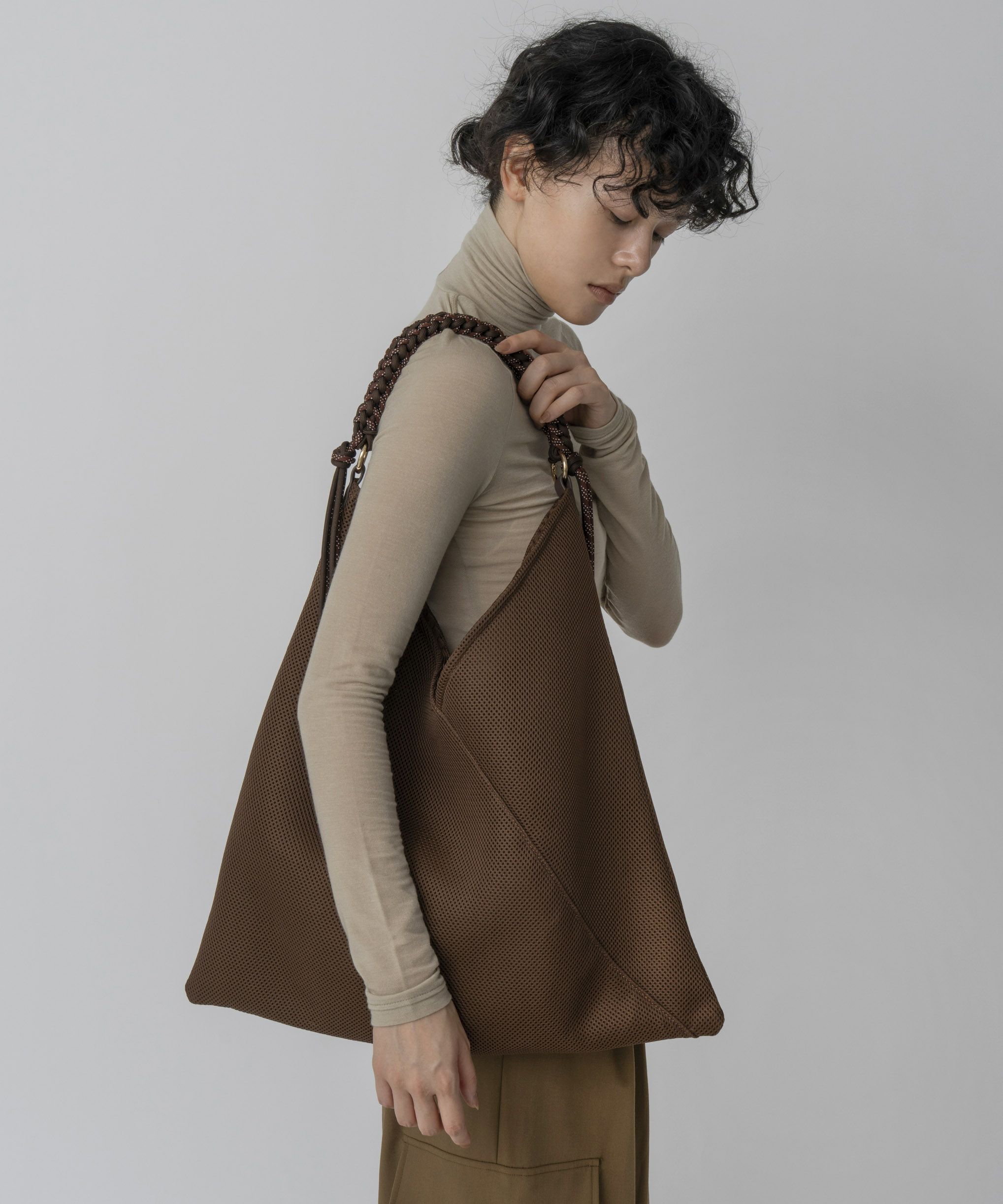 000000006328-24-l.jpg?t=