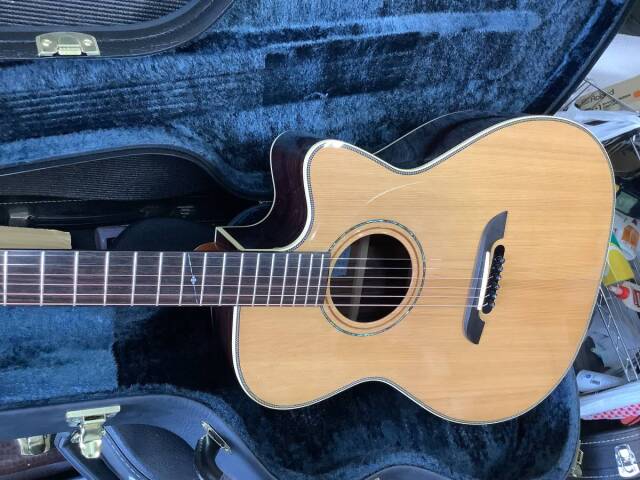 ≪K・ヤイリ≫ WY-1 エレアコ カッタウェイ仕様 N ナチュラル