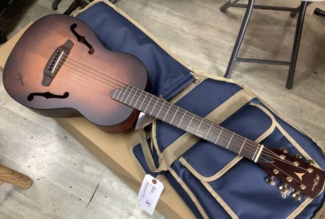 K.yairi Nocturne F VS ヤイリ ノクターン fホール