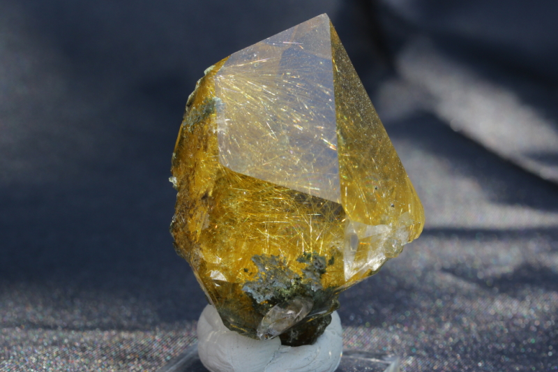 超激レア！最高品質インド・マニハール産ルチルクォーツ【最高品質・超