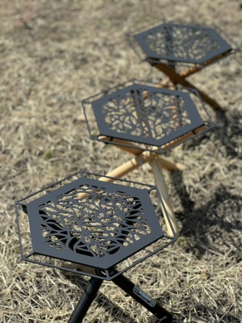 ソマビト_焚き火サイドテーブル 焚き火サイドスタンドVein | SomAbito