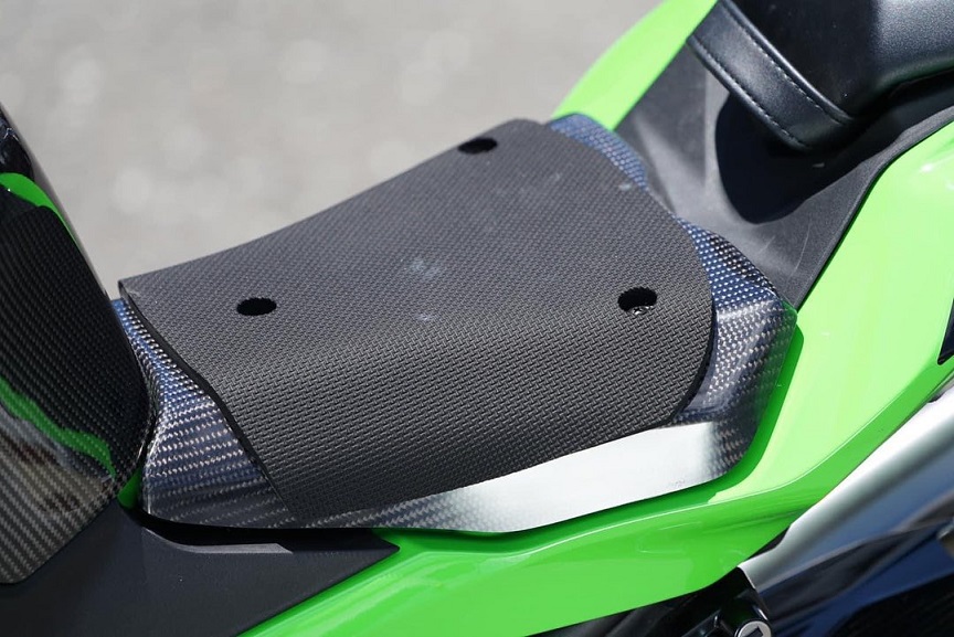 20~ZX-25R・23~ZX-4R/RR純正ｼｰﾄｶｳﾙ対応 ｼｰﾄ台&ｼｰﾄﾍﾞｰｽ/黒ゲル | EIGHT