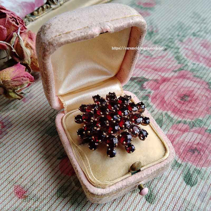 天然ガーネットブローチ