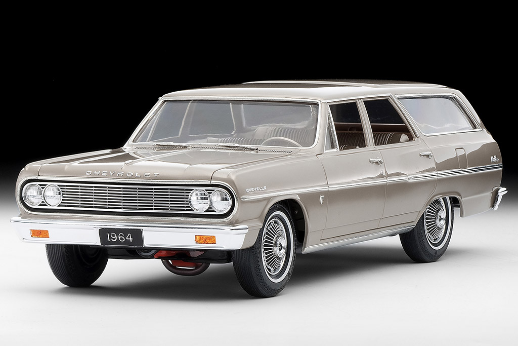 豊かな日常を象徴するクルマ、60'sアメリカンワゴン！AMT製プラモ