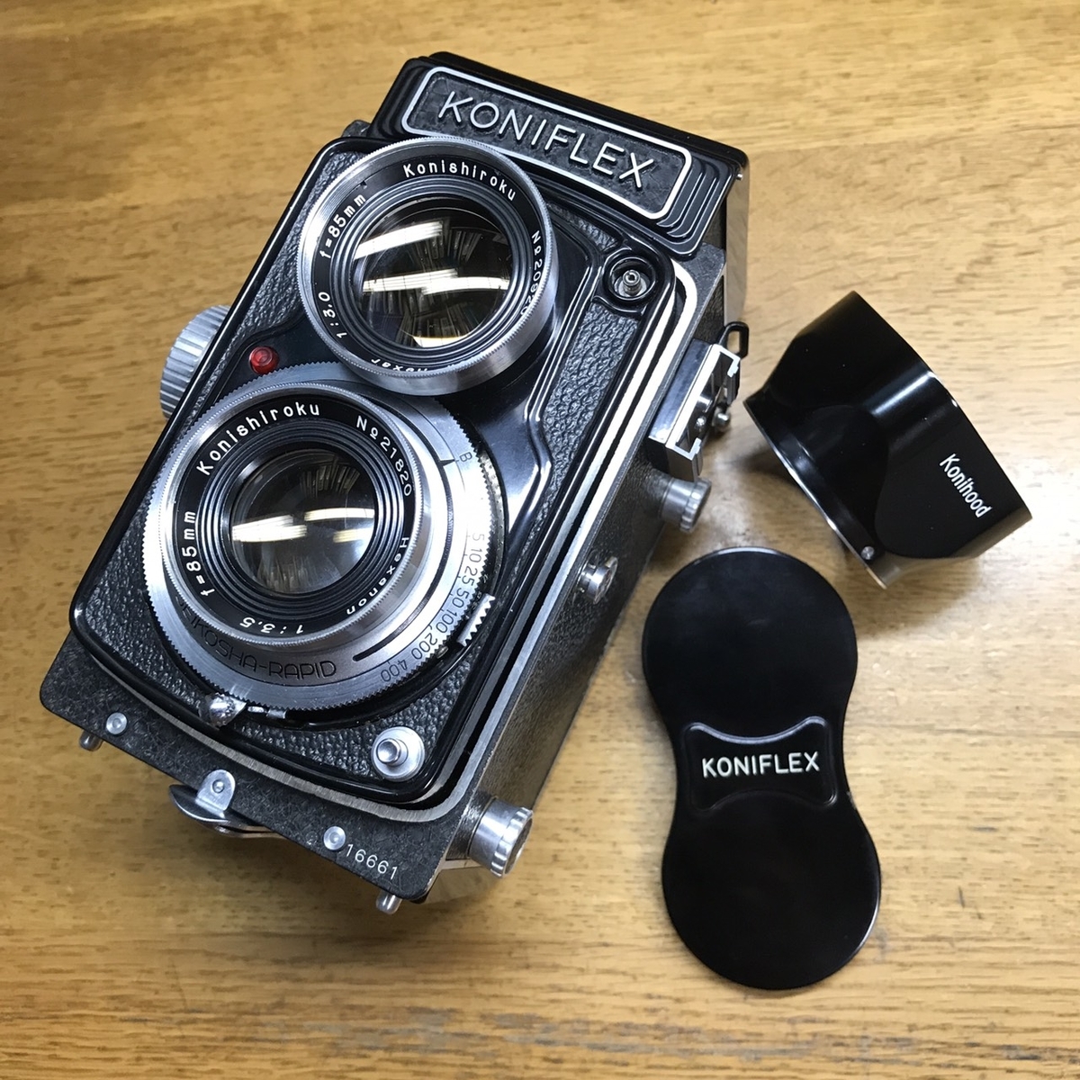 KONIFLEX 二眼レフカメラ レザーケース付き KONIFLEX 二眼レフカメラ