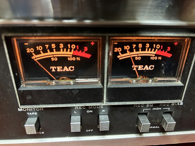 TEAC A-2300S オープンリールデッキ backend=imagemagick;version=1;