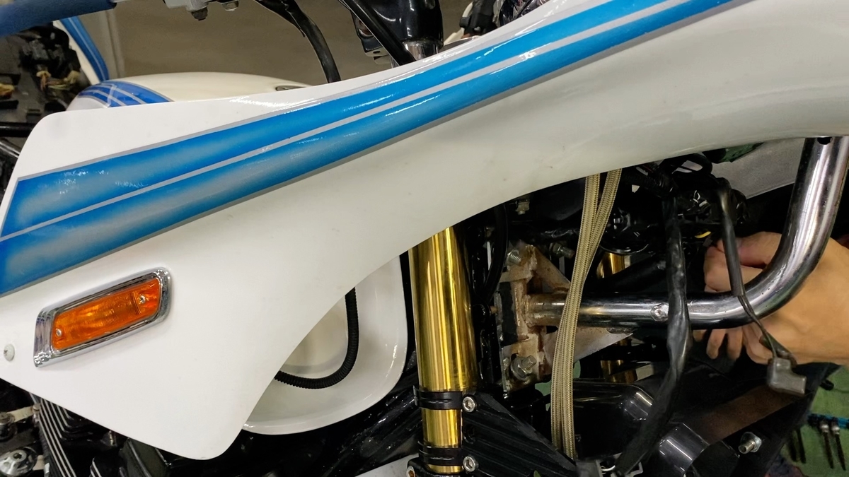 デュアルロケットカウル用 ヘッドライトカバー 130パイ シビエ CIBIE