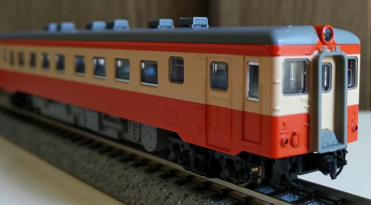 TOMIX 8434国鉄ディーゼルカー キハ22形 (首都圏色)ウェザリング塗装