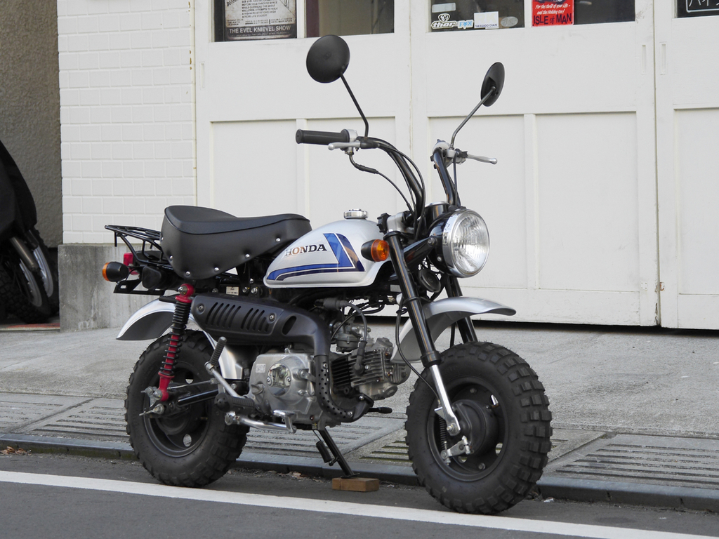 HONDA Monkey スペンサーカラー限定車 12V CDI 4速マニュアルクラッチ