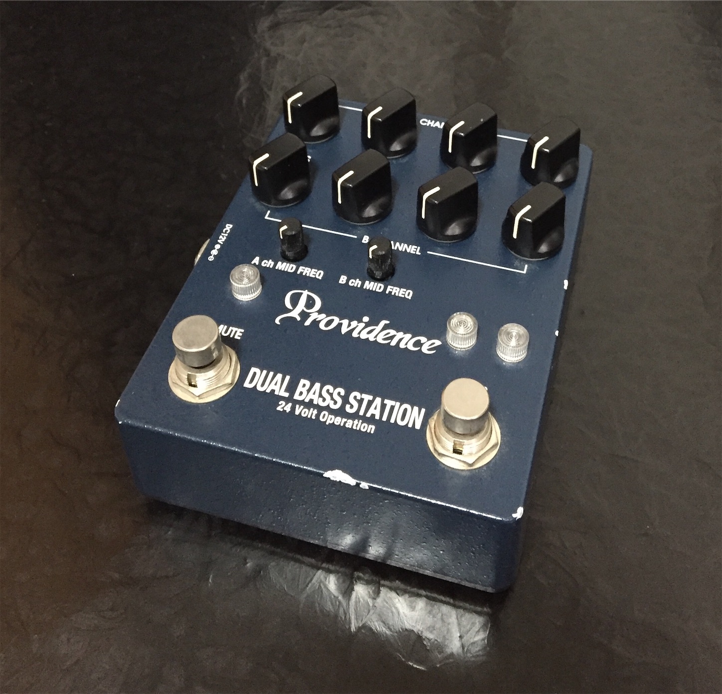 Providence DUAL BASS STATION 24V プリアンプ