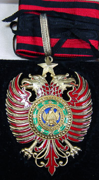 アルバニア王国 3級スカンデルベグ勲章 - 徽章はバッジにしてピン