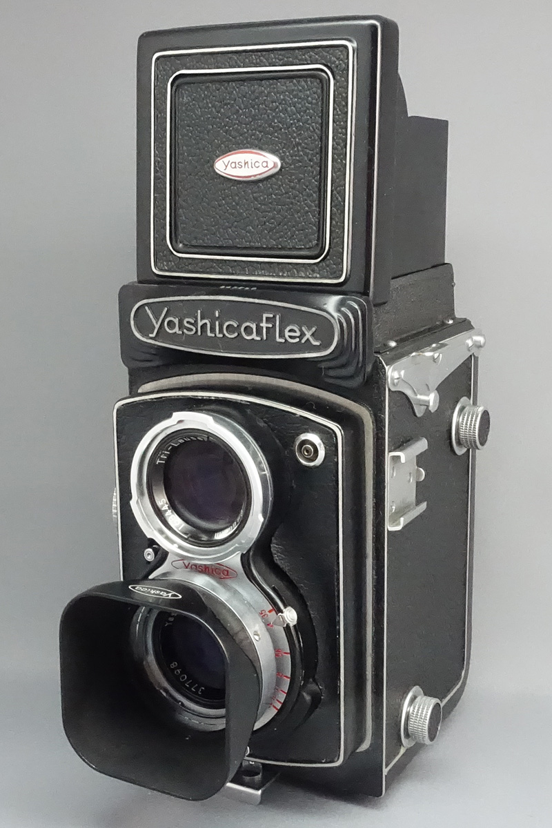 初の二眼レフ『ヤシカフレックスC型』 - フォト・ディレッタント