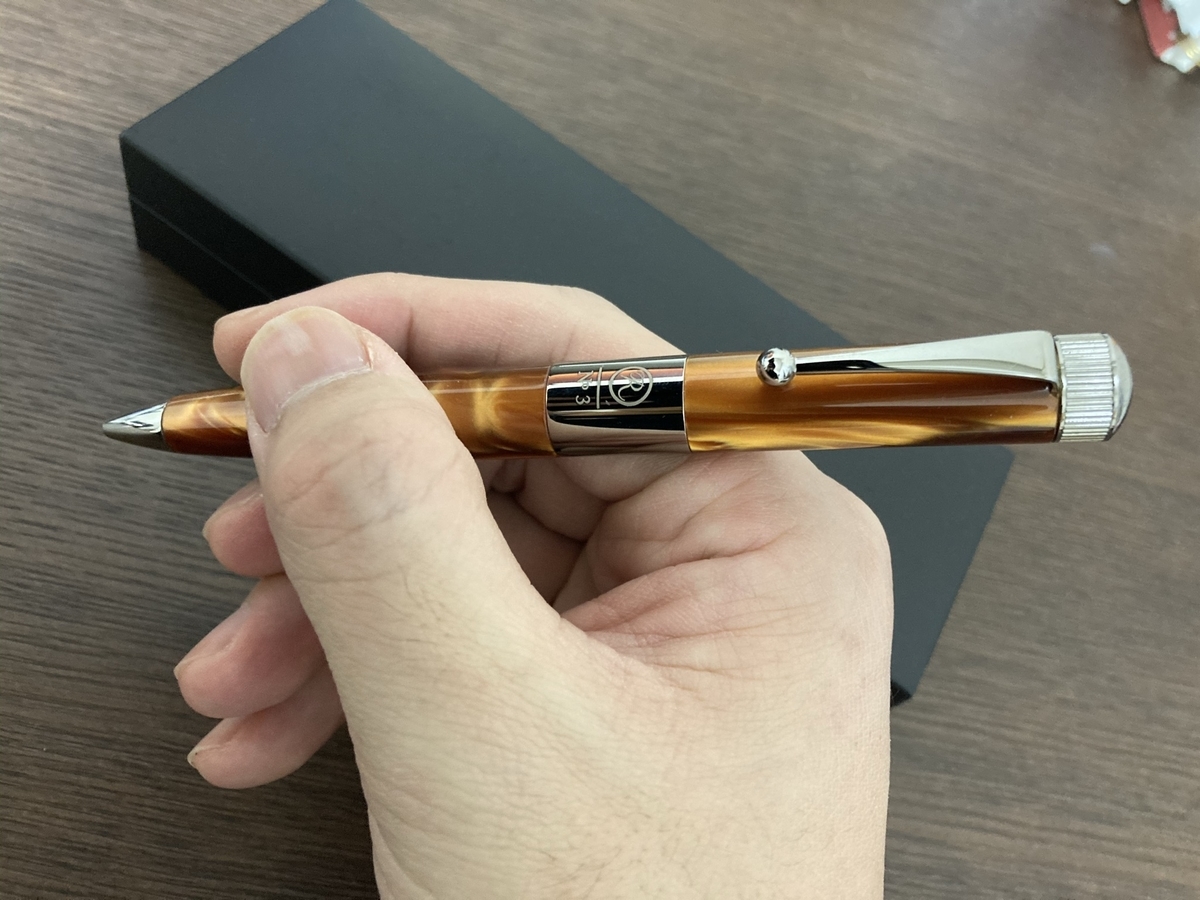 レビュー】ボールペン「ROMEO/ロメオNo.3 太軸 イタリアンアンバー」を