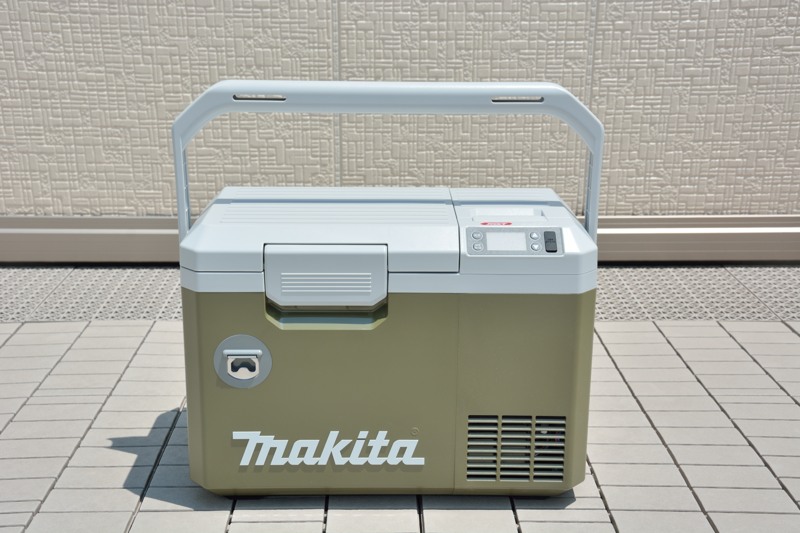 車内や電源の無い場所で使える：マキタ充電式保冷温庫「CW003GZ