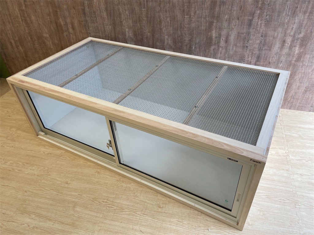 FandK爬虫類木製ケージ 特価品！ 針葉樹タイプ幅900奥行450高さ450