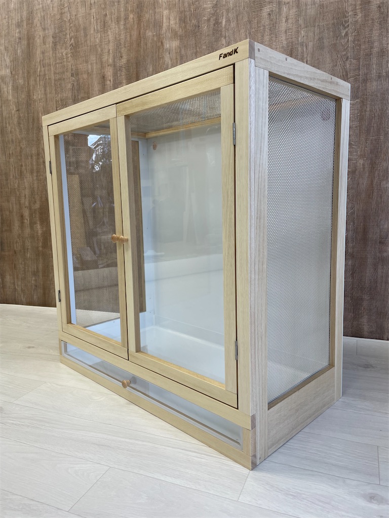 FandK爬虫類木製ケージ カメレオン仕様 エボシカメレオンケージ納品