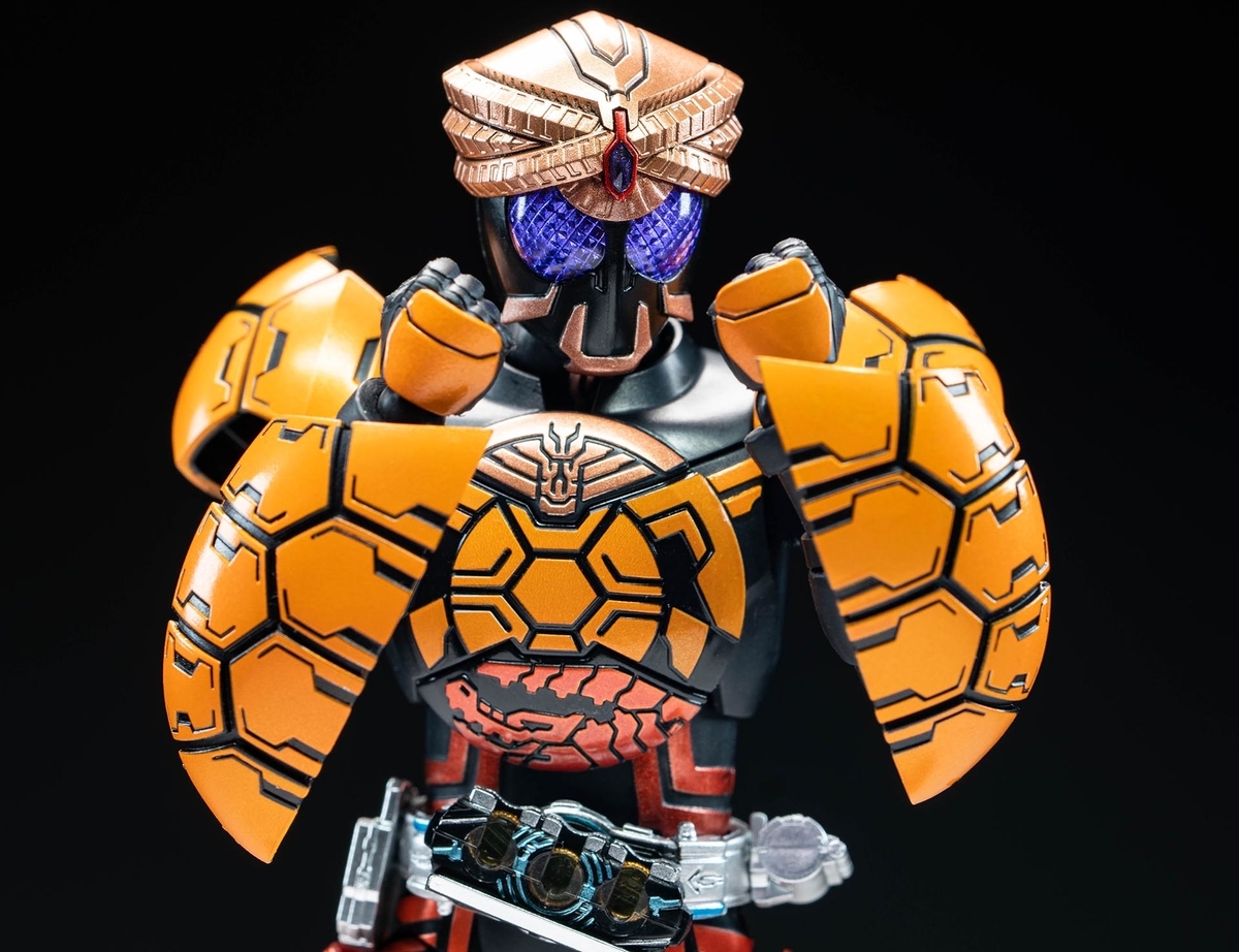 S.H.フィギュアーツ 真骨彫 仮面ライダーオーズ ブラカワニコンボ