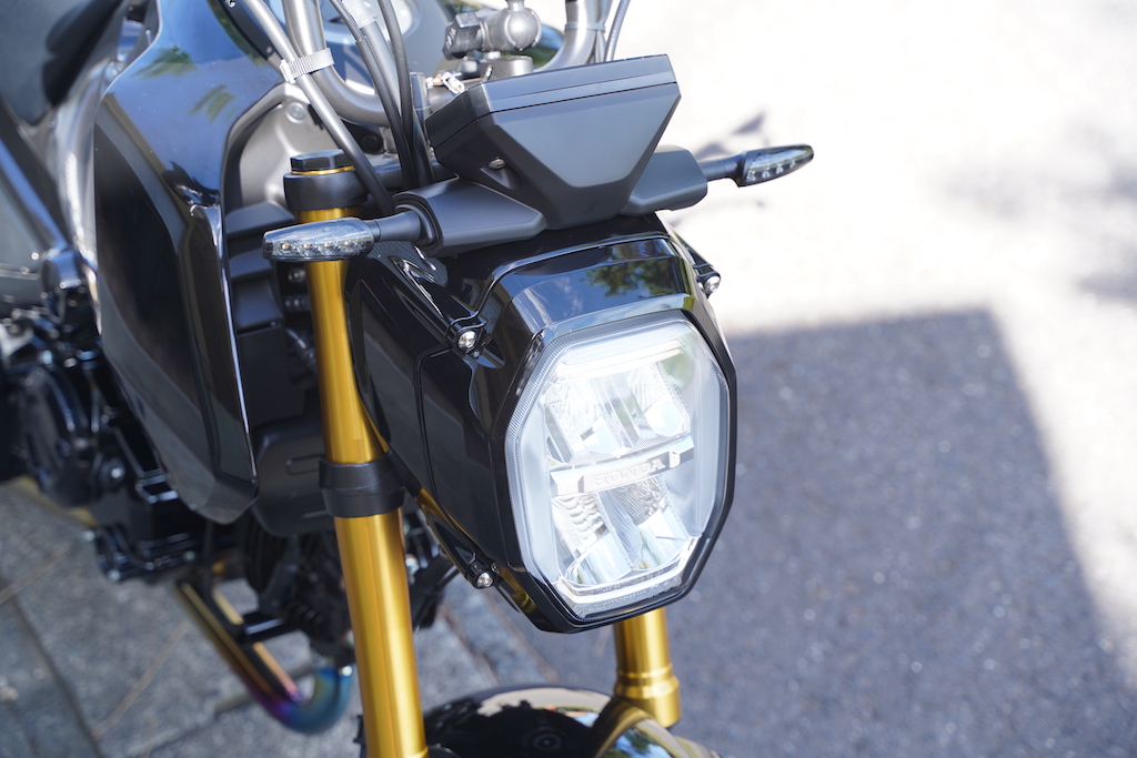 BliAUTO LEDヘッドライト＆LEDウィンカーセット（JC92GROM） BliAUTO
