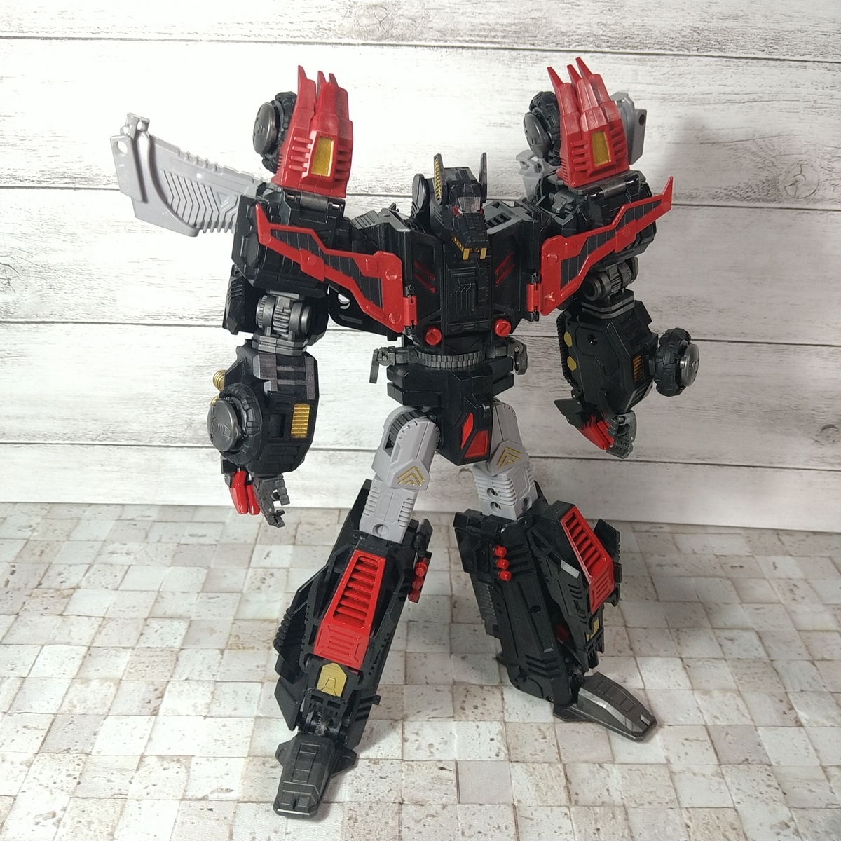 これが本当の意味でのシャドウ丸？驚異の完成度！ トランスフォーマー