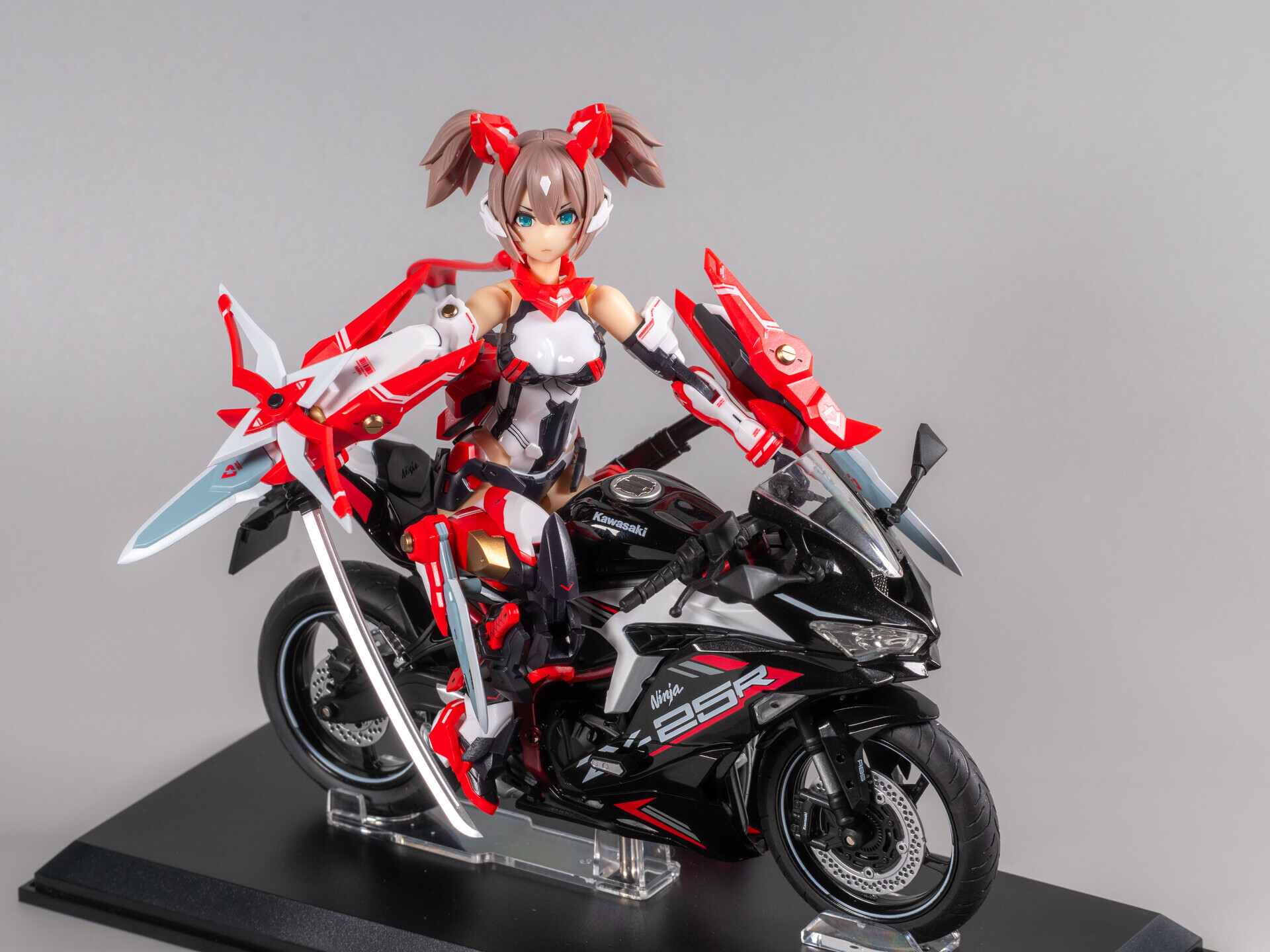 製作レビュー】#メガミデバイス 朱羅 忍者 枢 を1/12バイク Kawasaki